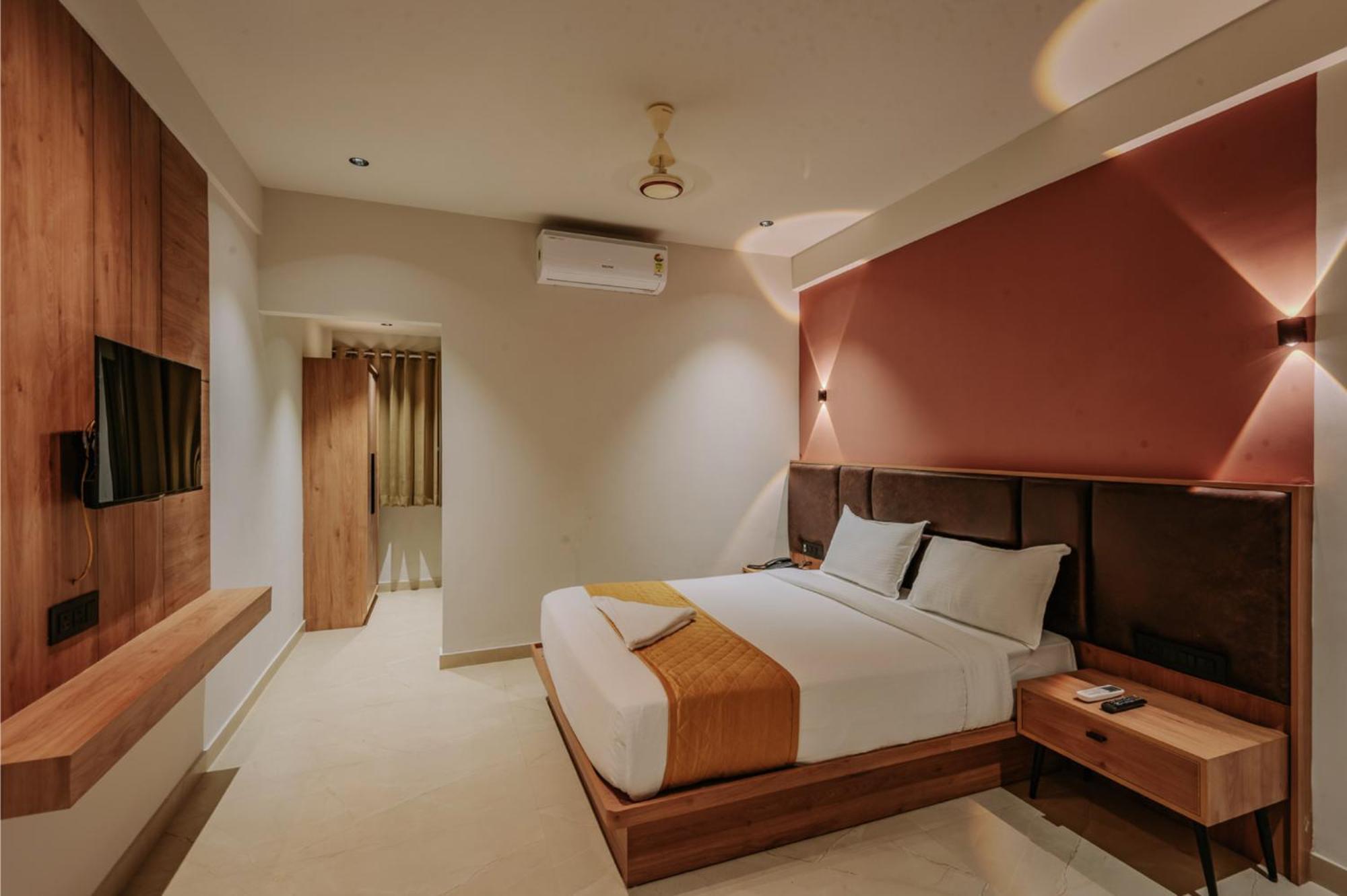 Hotel Beverly Plaza Kozhikode Exterior foto