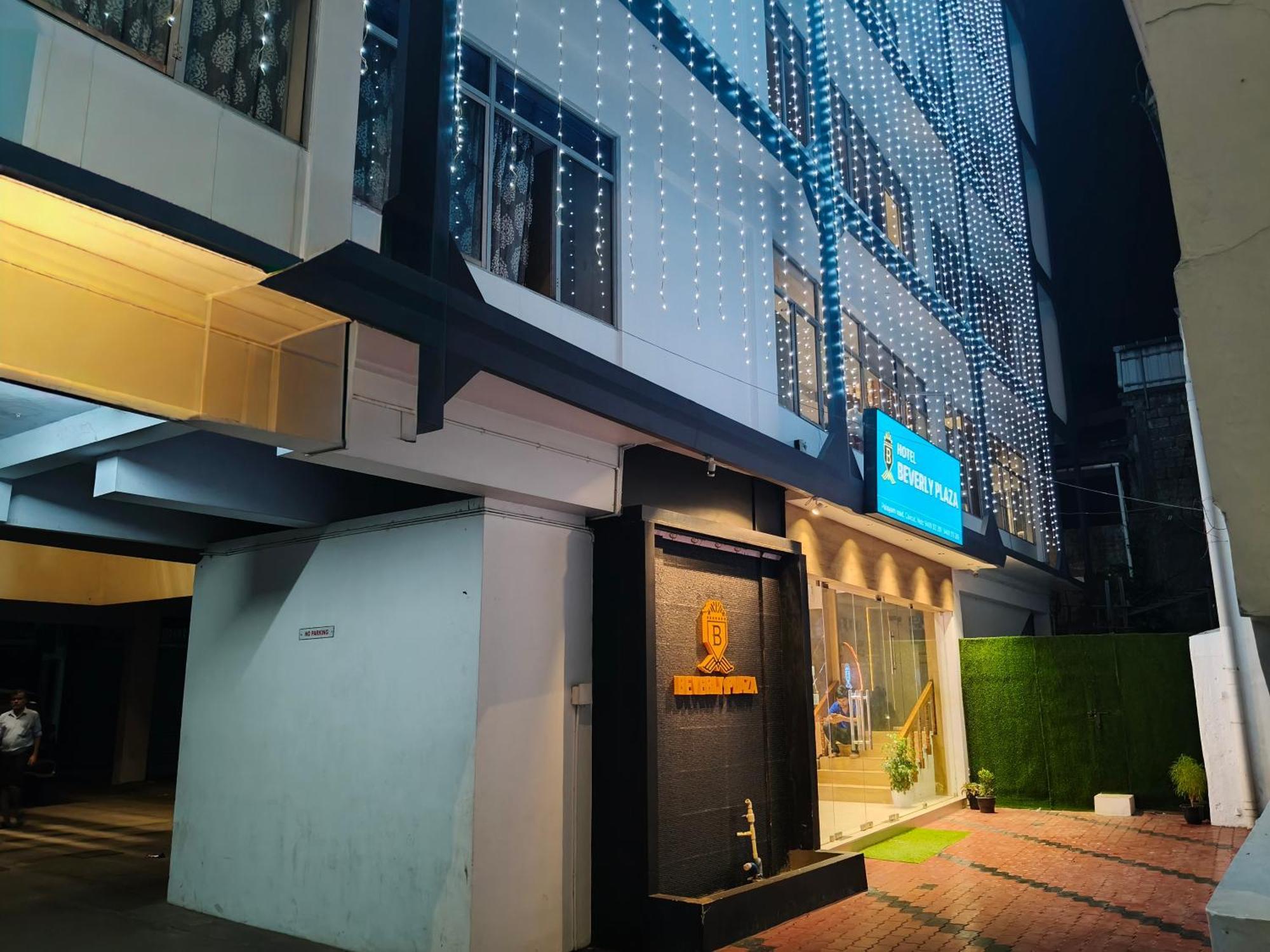 Hotel Beverly Plaza Kozhikode Exterior foto