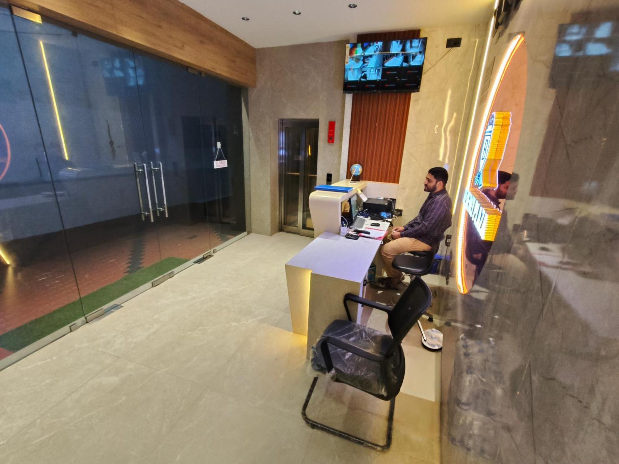 Hotel Beverly Plaza Kozhikode Exterior foto